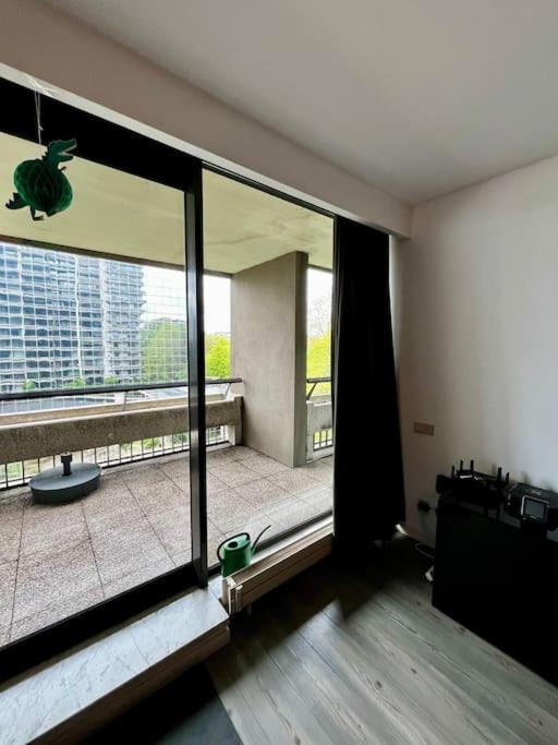 Big Apartment With Parking In أنتويرب المظهر الخارجي الصورة