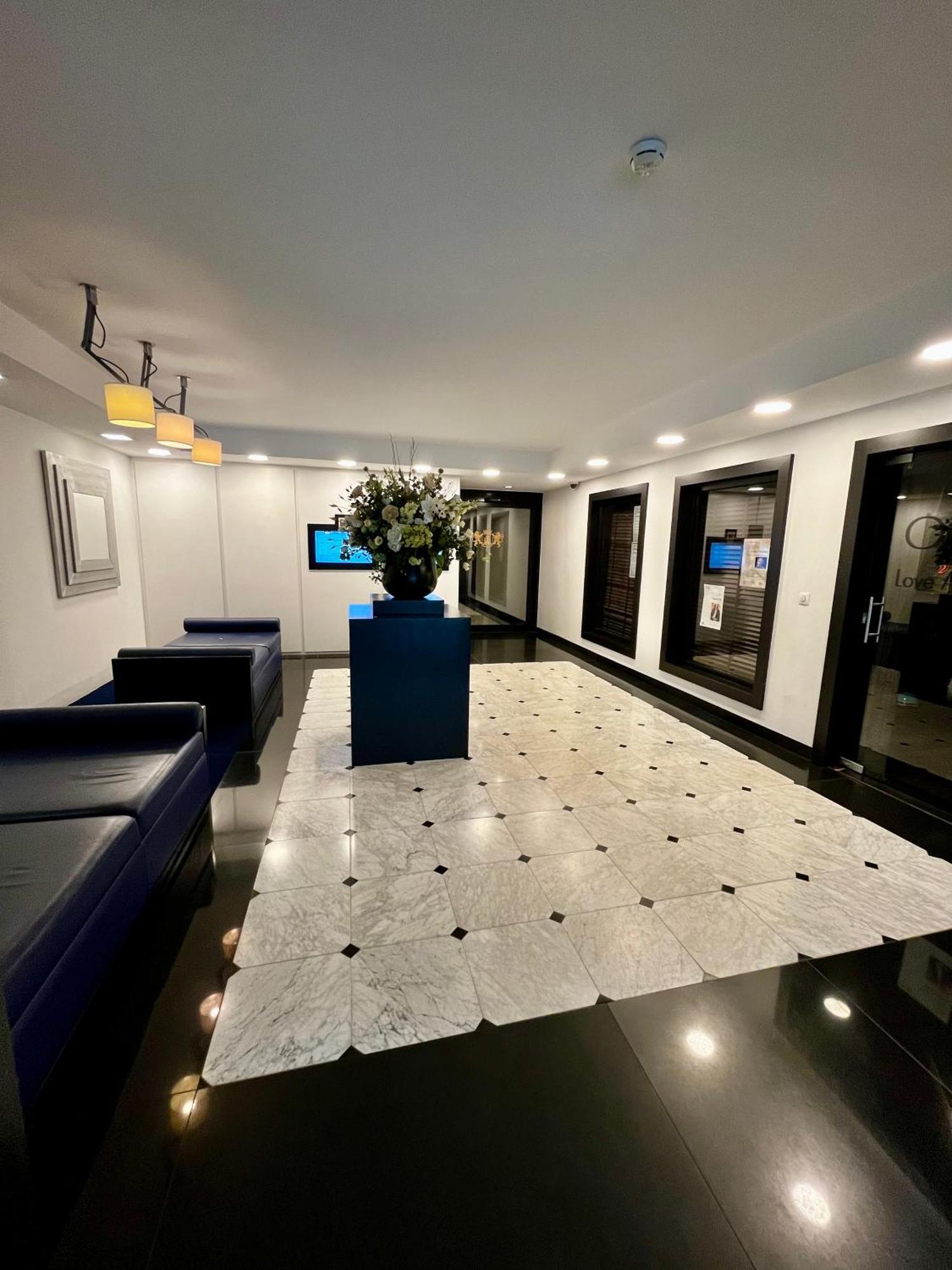 Big Apartment With Parking In أنتويرب المظهر الخارجي الصورة