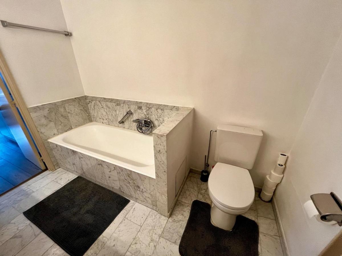 Big Apartment With Parking In أنتويرب المظهر الخارجي الصورة